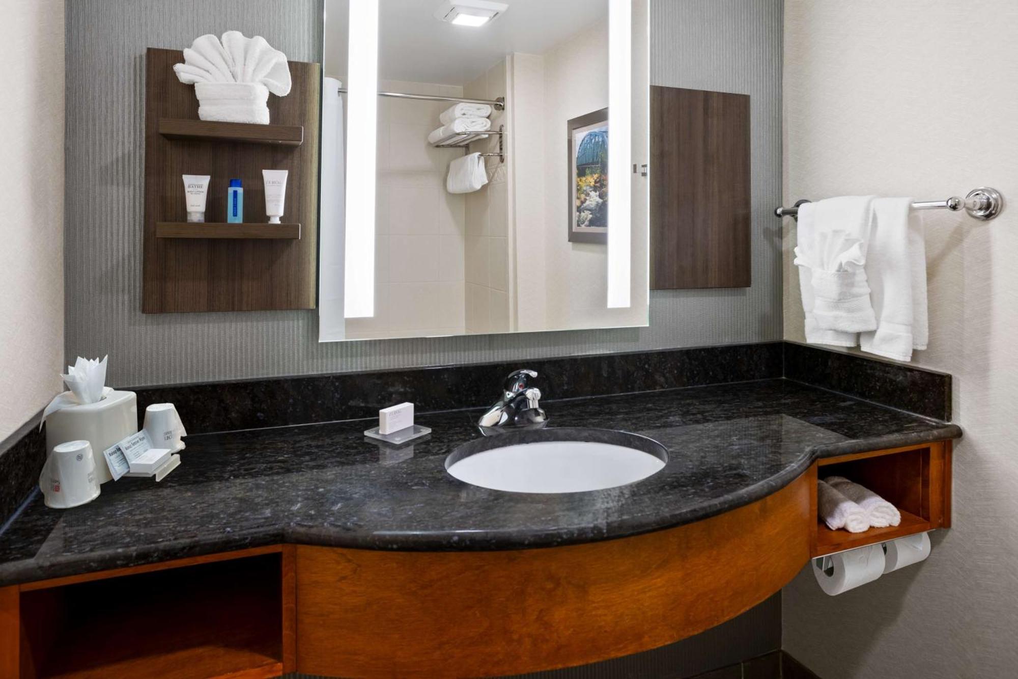 Junior King Suite with Seating Area